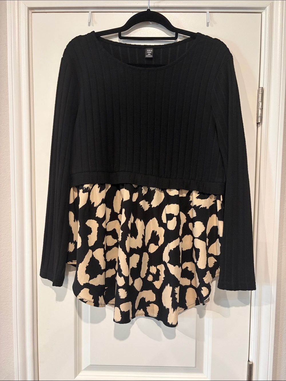 SHEIN Black Knit Layered Tunic with Cream Leopard Print